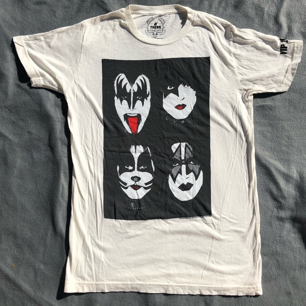Band Tee - Kiss - 2012 VIP Tee - Small